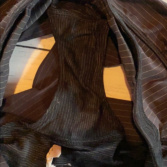 Lululemon 🍋 Run for Days Shorts - Picture 5 of 5